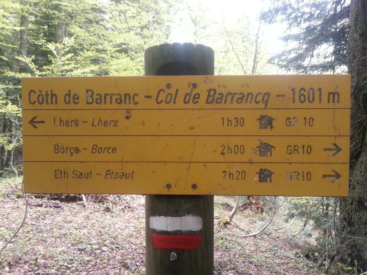 Gite De Montagne Du Plateau De Lhers- Accueil Randonneurs Accous Exterior foto